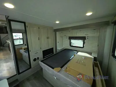 2026 Coachmen RV Catalina Destination Series photo 10