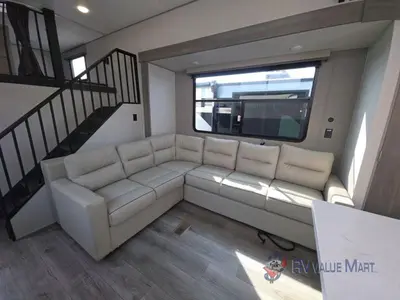 2026 Coachmen RV Catalina Destination Series photo 9