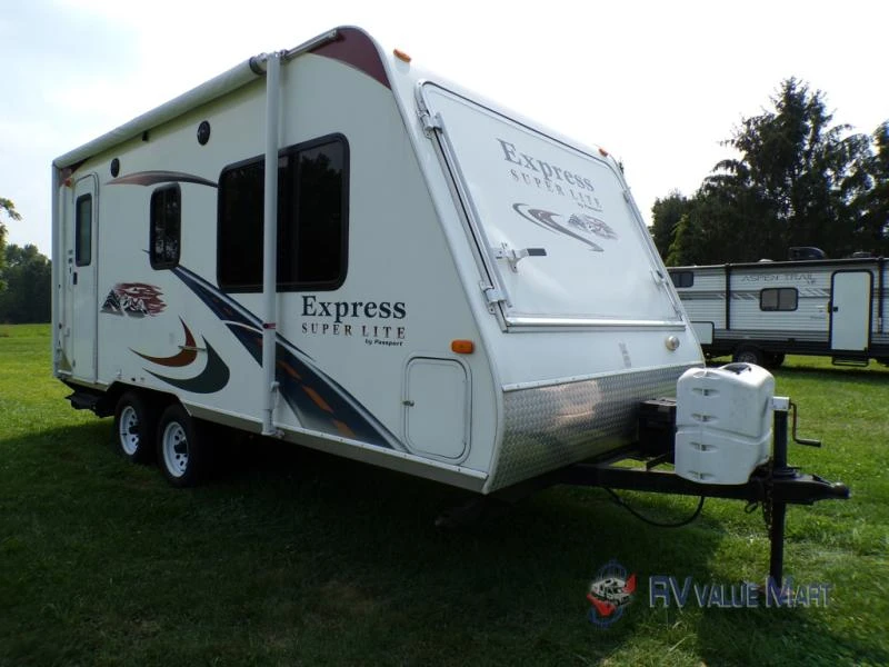 2011 Keystone RV Passport Express SL exterior