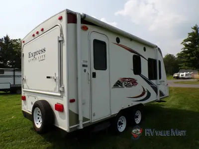 2011 Keystone RV Passport Express SL photo 13