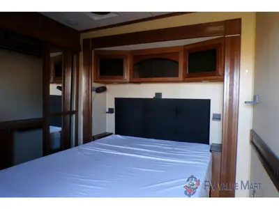 2015 Grand Design Solitude photo 30