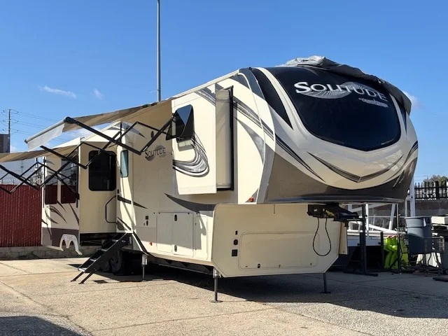 2019 GRAND DESIGN SOLITUDE exterior
