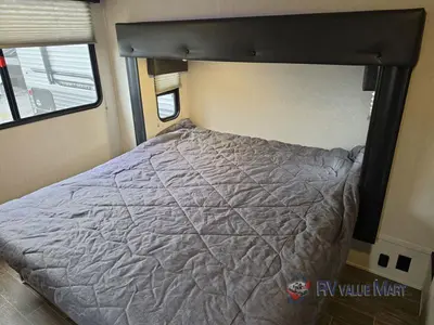2022 Forest River RV Cherokee Arctic Wolf Suite photo 22