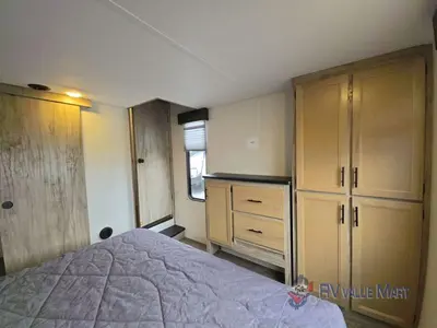 2022 Forest River RV Cherokee Arctic Wolf Suite photo 24