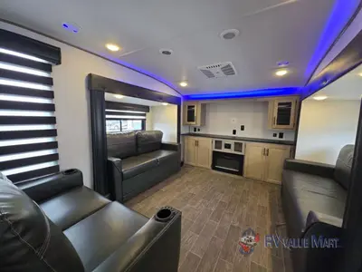 2022 Forest River RV Cherokee Arctic Wolf Suite photo 9