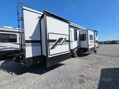 2022 Forest River RV Sierra Luxury photo 5