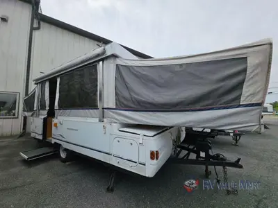 Used 2003 Coleman GRAND TOUR WESTLAKE