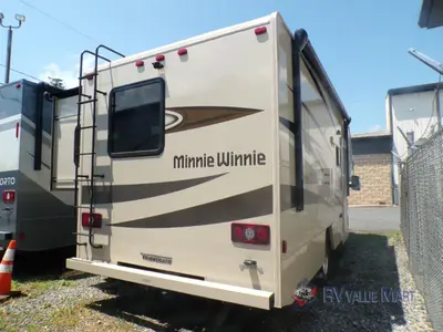 2025 Winnebago Minnie Winnie photo 6