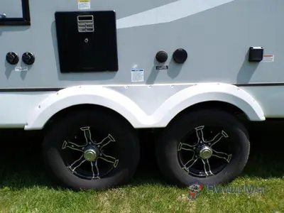 2023 Coachmen RV Adrenaline photo 6