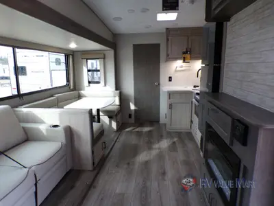 2026 Coachmen RV Catalina Trail Blazer photo 14