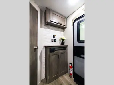 2026 Coachmen RV Catalina Trail Blazer photo 5