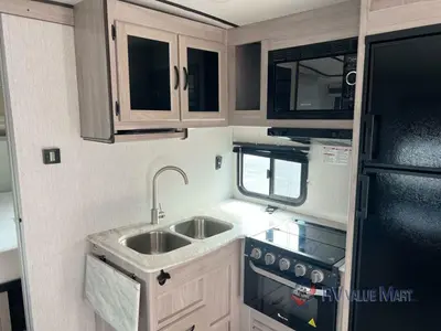2021 Coachmen RV Spirit Ultra Lite photo 22