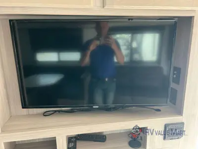2021 Coachmen RV Spirit Ultra Lite photo 19
