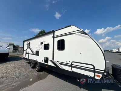 2021 Coachmen RV Spirit Ultra Lite photo 3