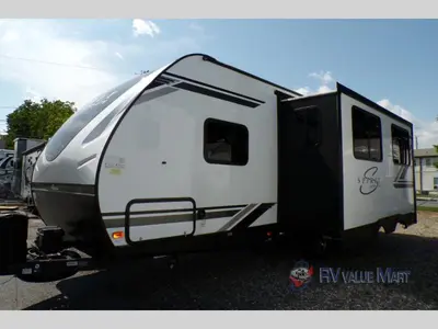 2021 Coachmen RV Spirit Ultra Lite photo 2