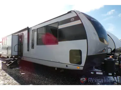 New 2025 Forest River RV Vibe 3400XL