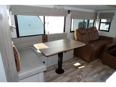 2025 Forest River RV Vibe photo 31