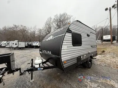 2025 Coachmen RV Catalina Summit Series 7 photo 2