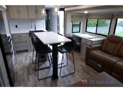 2025 Forest River RV Vibe photo 13