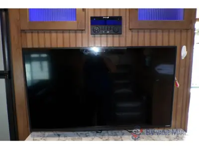 2019 Gulf Stream RV Conquest photo 13