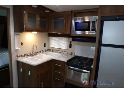 2019 Gulf Stream RV Conquest photo 15