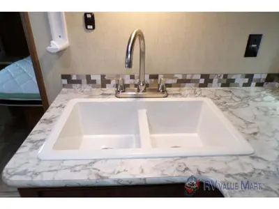 2019 Gulf Stream RV Conquest photo 16