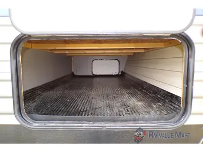 2019 CrossRoads RV Zinger photo 9
