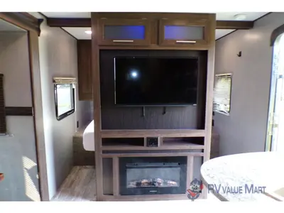 2019 CrossRoads RV Zinger photo 20