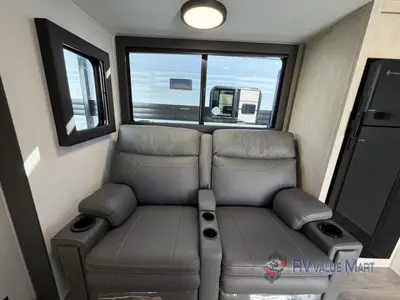 2026 Shasta RVs i-5 Edition photo 10