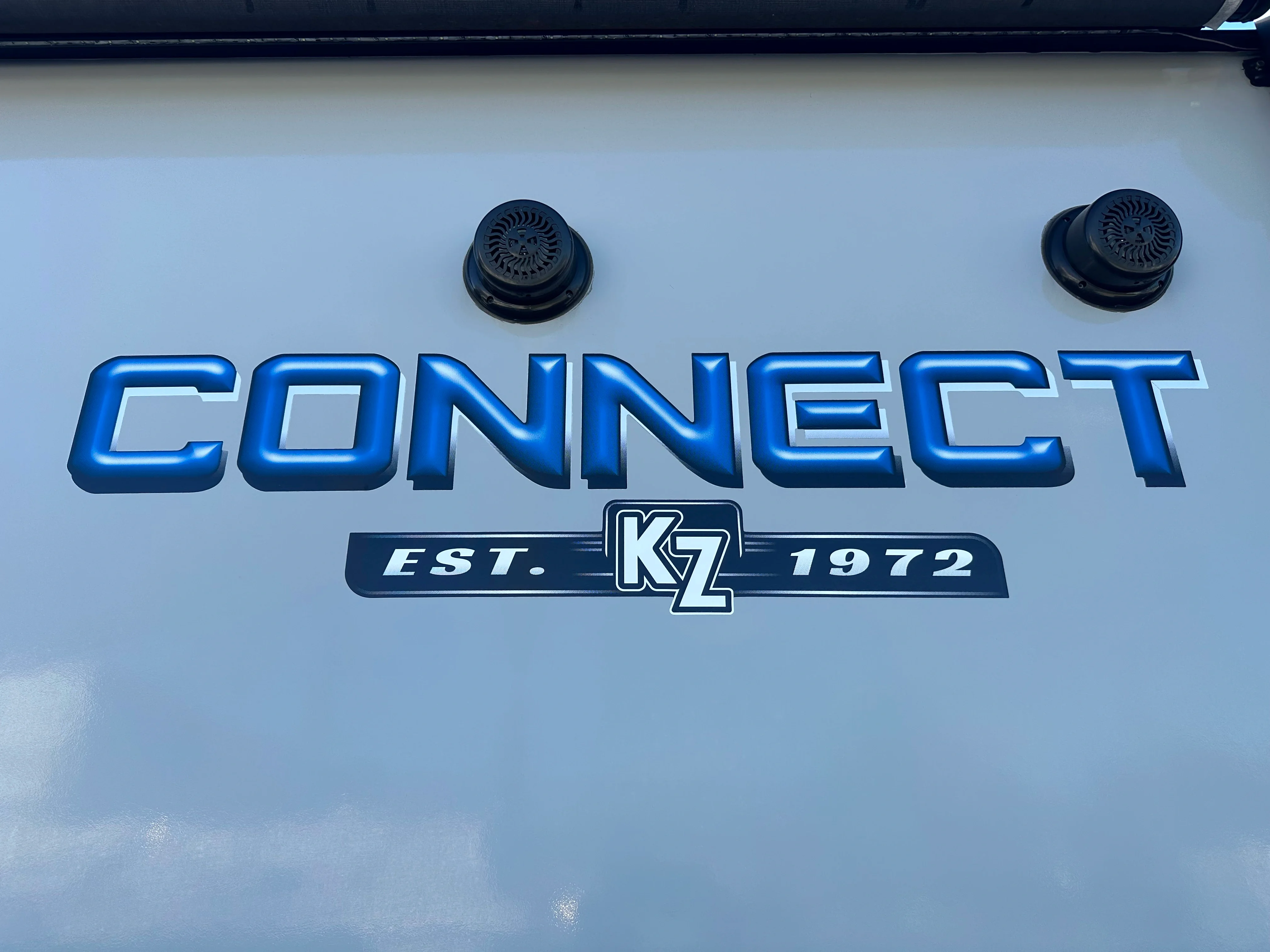 2019 K-Z CONNECT exterior