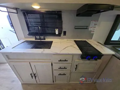 2026 Shasta RVs i-5 Edition photo 18
