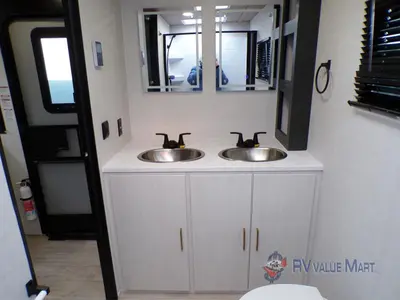 2026 Forest River RV Vibe photo 33