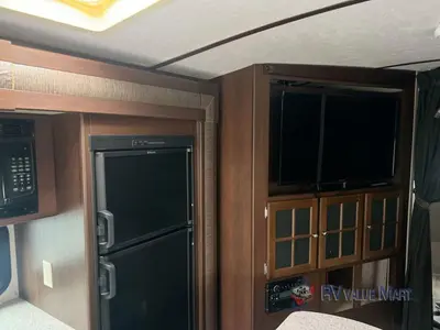 2017 Keystone RV Premier Ultra Lite photo 10