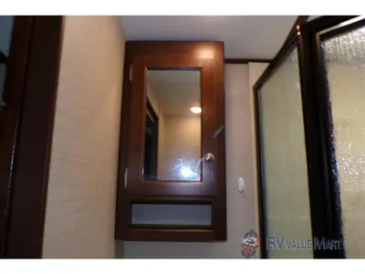 2017 Keystone RV Premier Ultra Lite photo 34