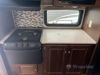 2017 Keystone RV Premier Ultra Lite photo 15
