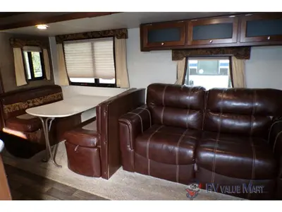 2017 Keystone RV Premier Ultra Lite photo 15