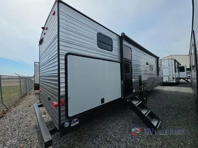 2026 Coachmen RV Catalina Summit Series 8 photo 3