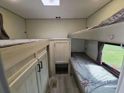 2026 Coachmen RV Catalina Summit Series 8 photo 23