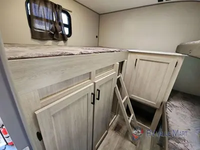 2026 Coachmen RV Catalina Summit Series 8 photo 18