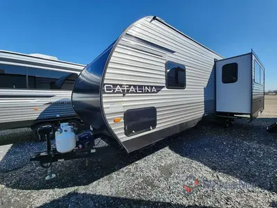 2026 Coachmen RV Catalina Summit Series 8 photo 2
