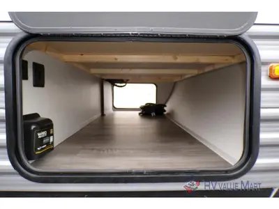 2026 Coachmen RV Catalina Legacy Edition photo 9