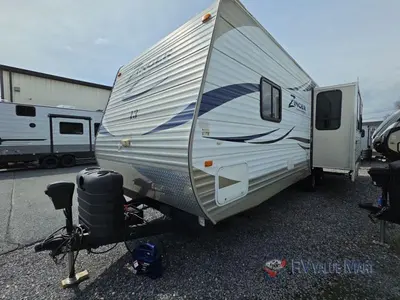 2012 CrossRoads RV Zinger photo 2