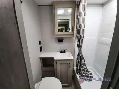 2026 Coachmen RV Catalina Legacy Edition photo 20
