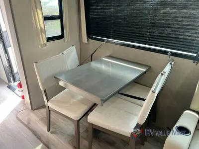 2026 Coachmen RV Catalina Legacy Edition photo 11