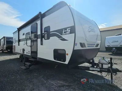 New 2026 Shasta RVs i-5 Edition 527BHS