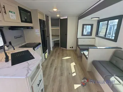 2026 Shasta RVs i-5 Edition photo 10