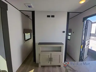 2026 Shasta RVs i-5 Edition photo 12