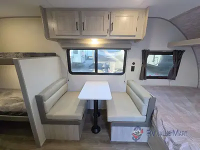 2026 Coachmen RV Catalina Summit Series 7 photo 11