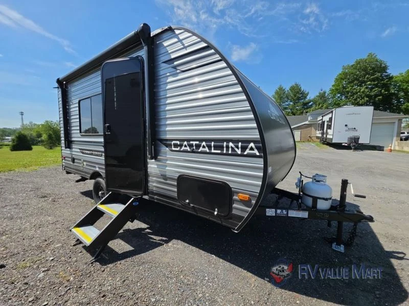 2026 Coachmen RV Catalina Summit Series 7 exterior
