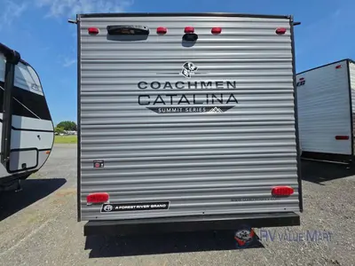2026 Coachmen RV Catalina Summit Series 7 photo 4